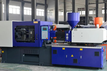 伺服節(jié)能精密注塑機(jī)多少錢一臺(tái)？至少3萬(wàn)元以上！