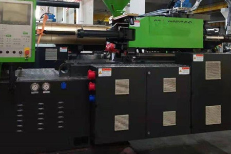 塑料注塑機(jī)的輔助設(shè)備有哪些？京瓊介紹！