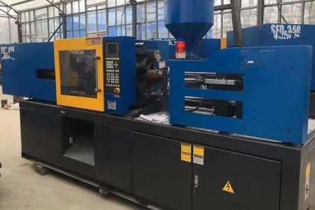 塑料注塑機(jī)操作期間需要注意哪些事項(xiàng)？