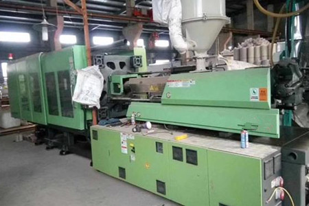 PET瓶胚快速注塑機(jī)的選擇要點(diǎn)，由廠家為您解惑！