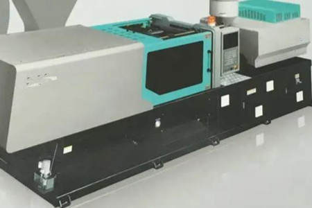 塑料注塑機的輔助設(shè)備有哪些？京瓊介紹！